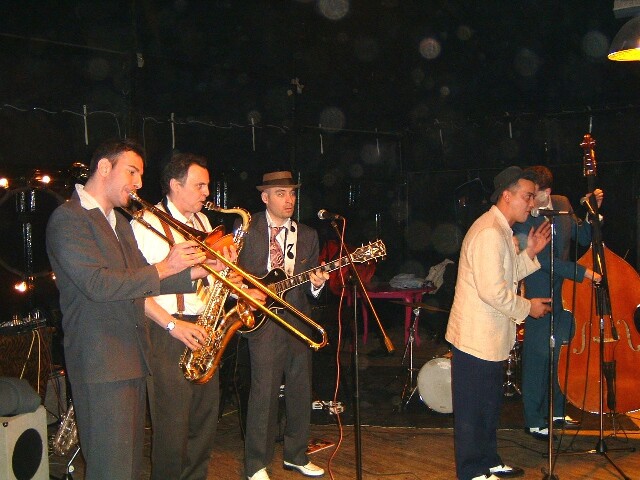 min little big band piano